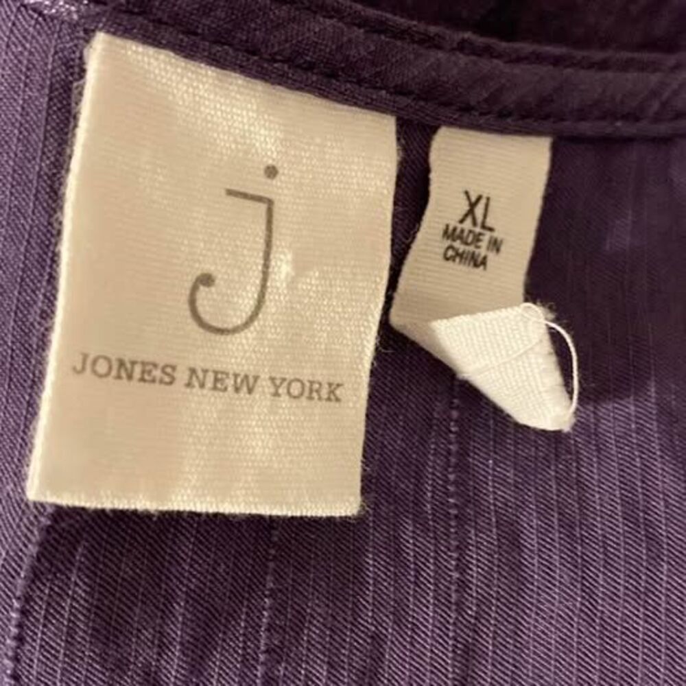 Women’s Jones New York XL purple tank top - Picture 3 of 3